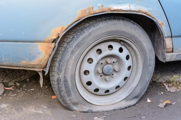 Can a bad rim cause a flat tire? 