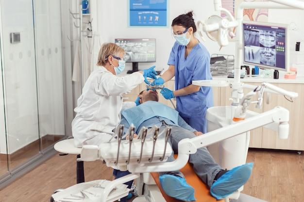 Can a dentist become a medical doctor? 