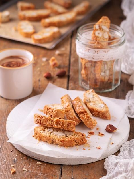 Can biscotti dough be frozen? 