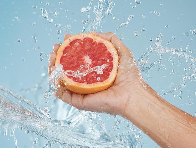 Does grapefruit help with water retention? 