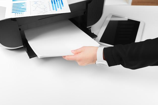 Can I print documents at Walgreens? 