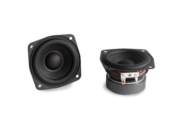 Can I use an 8 ohm amp with 6 ohm speakers? 