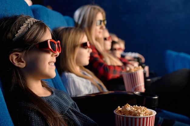 Can you take outside food into a cinema? 