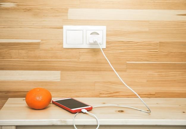 Can you charge your phone with an orange? 