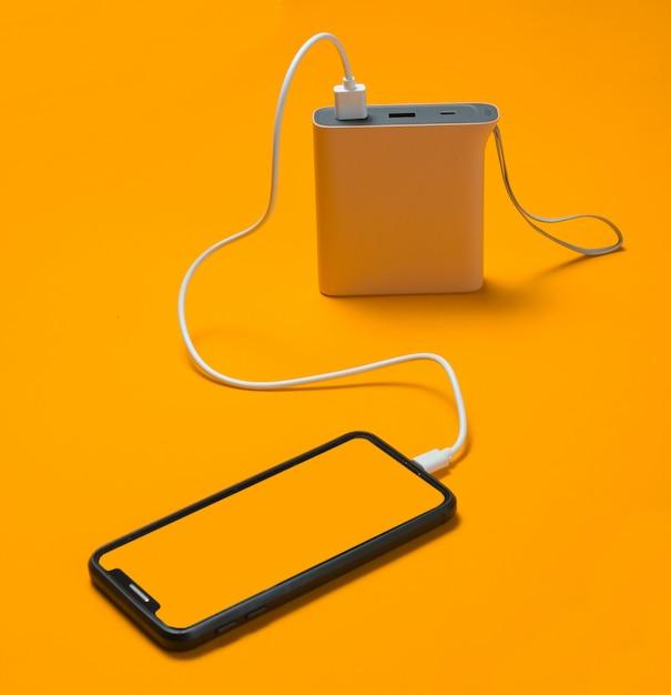 Can you charge your phone with an orange? 