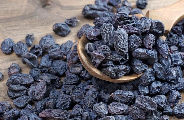 Can I eat raisins with diverticulitis? 