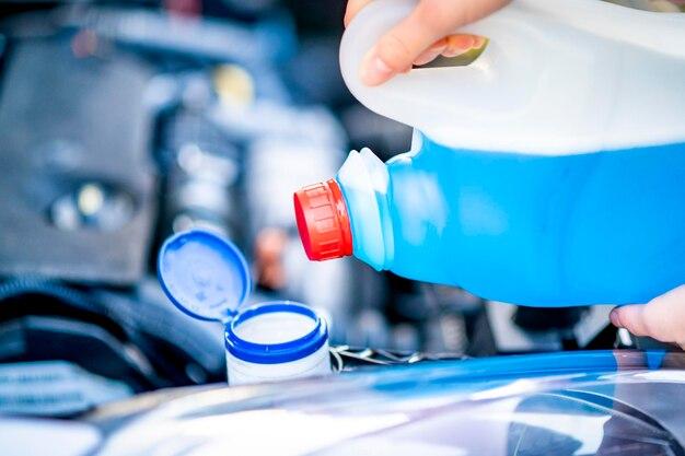 Can you mix summer and winter washer fluid? 