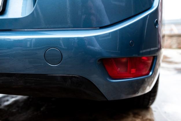 Can you turn off rear parking sensors? 