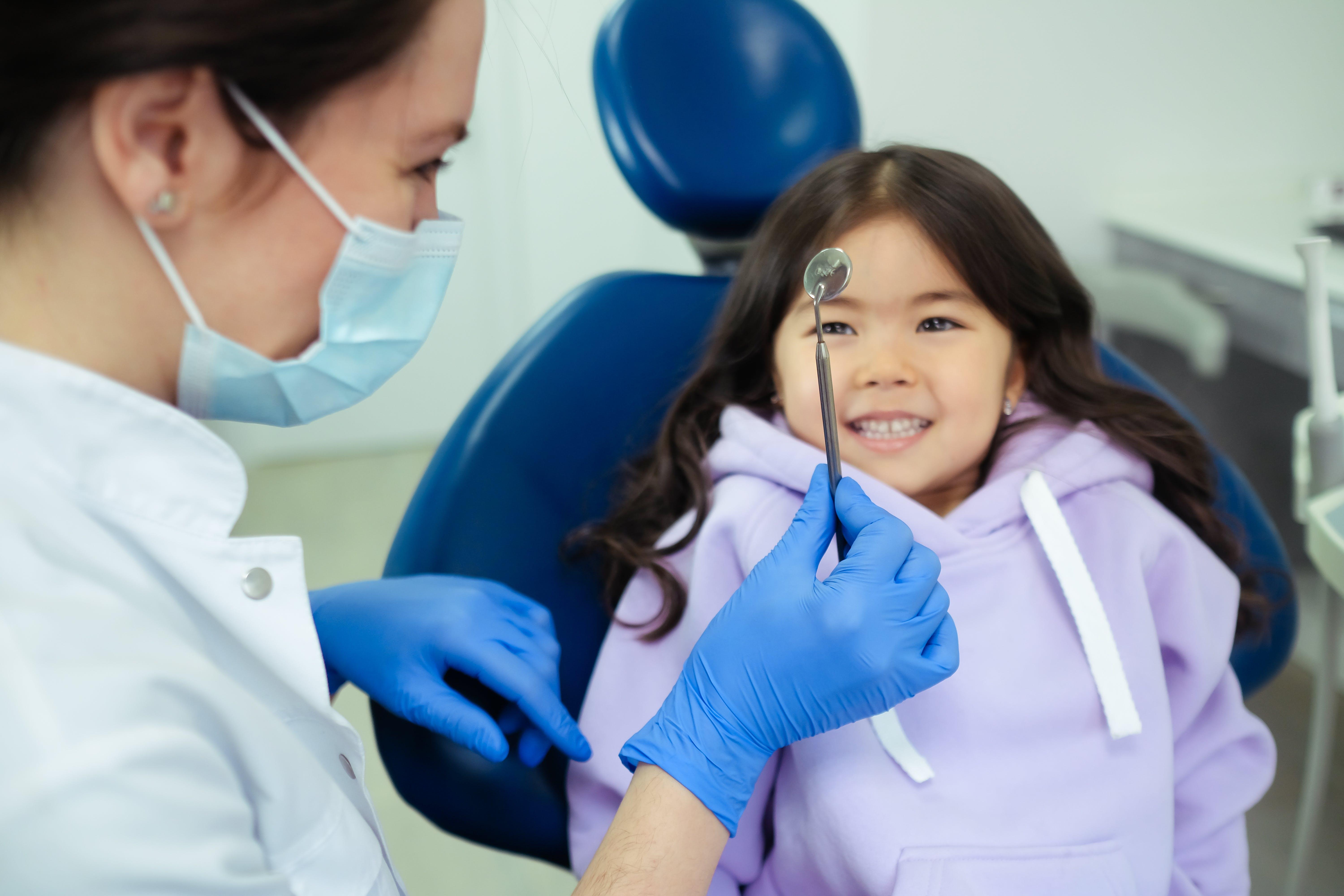 What is dental procedure code? 