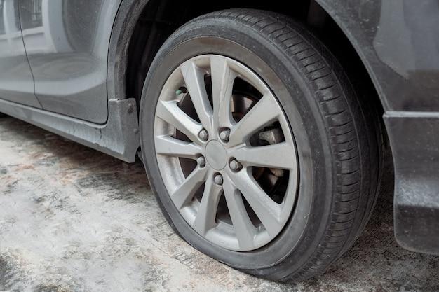 Do Aluminum wheels leak air? 
