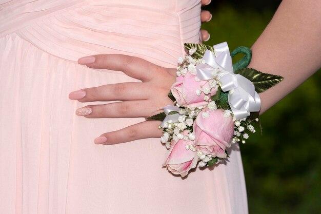 Do I need to get my prom date a corsage? 