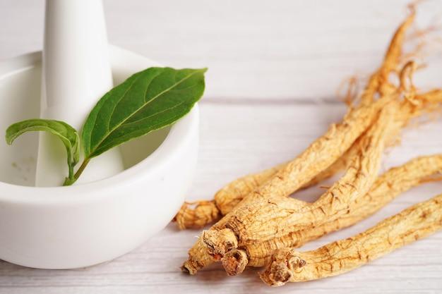 Does ginseng affect birth control pills? 