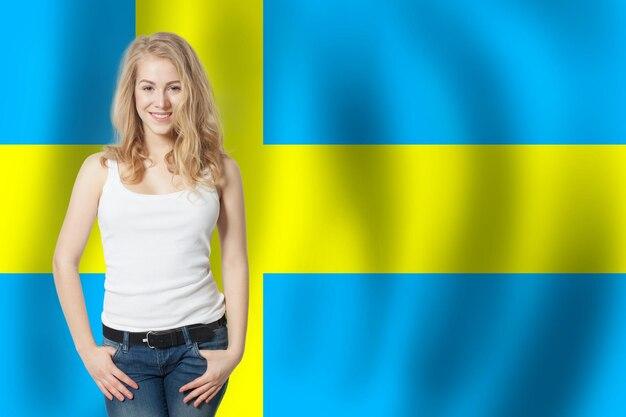 Does Sweden pay high school students? 