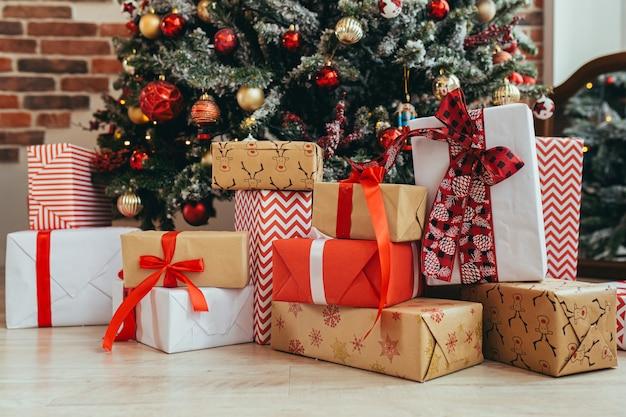 What types of gifts are given on Christmas in Germany? 