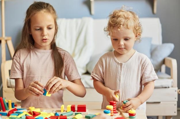 What is the difference between Head Start and Montessori? 