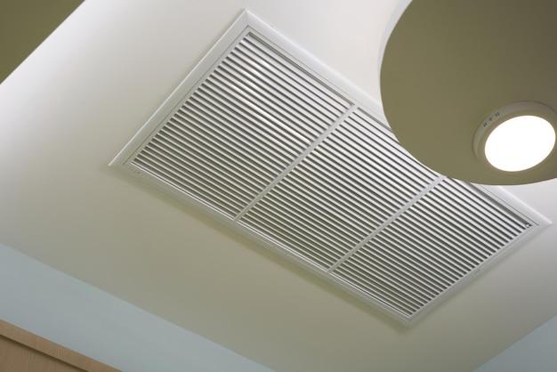 How big does return air vent need to be? 