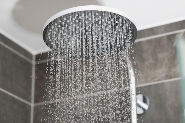 How does a water saving shower head work? 