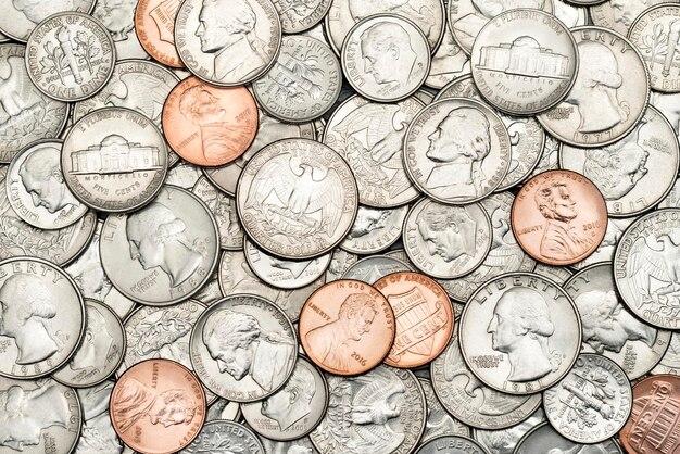 How many nickels make a dollar? 