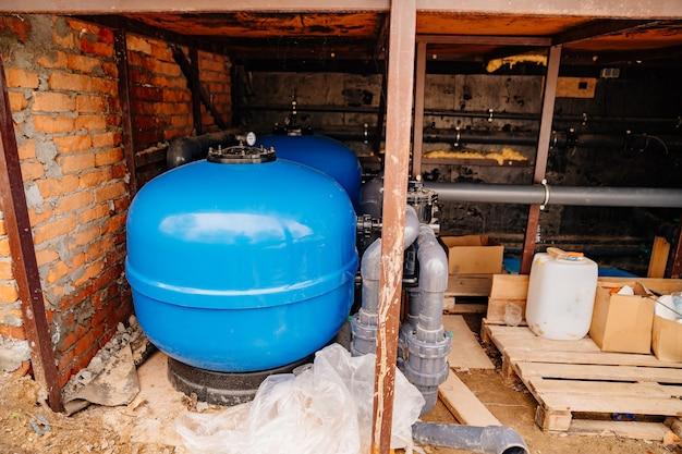 How much does a well water pressure tank cost? 