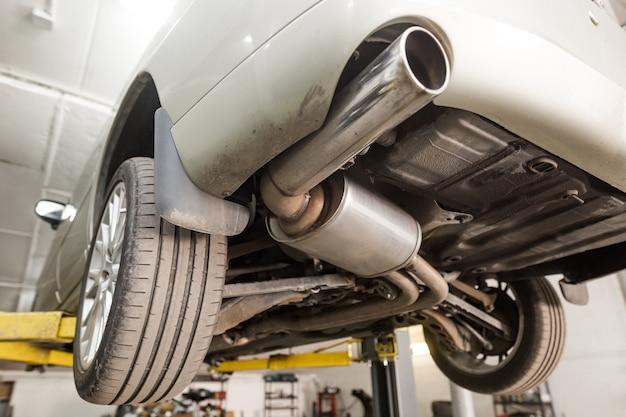 How much does it cost to replace an entire exhaust system? 