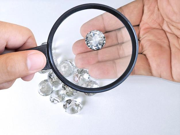 How much is each carat of diamond worth? 