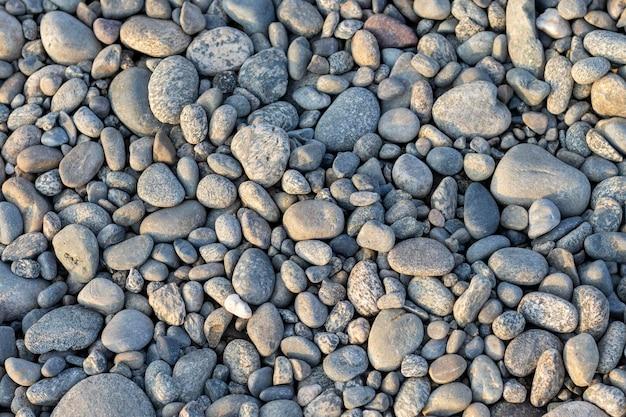 How thick should you lay River Rock? 