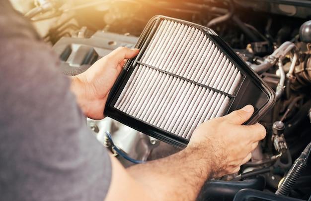 How do you change the air filter on a Toyota Corolla? 