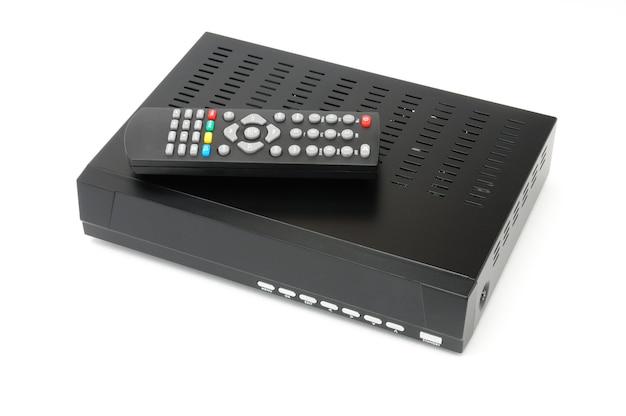 How do I know if my TV needs a digital converter box? 