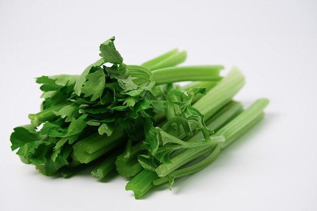 How would you describe the taste of celery? 