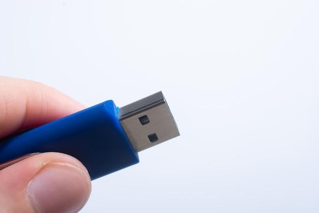 Is flash drive a input device? 