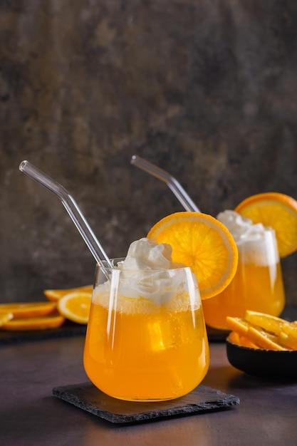 Is freshly squeezed orange juice a heterogeneous mixture? 