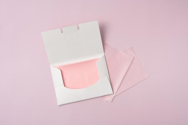 Is it good to use oil blotting sheets? 