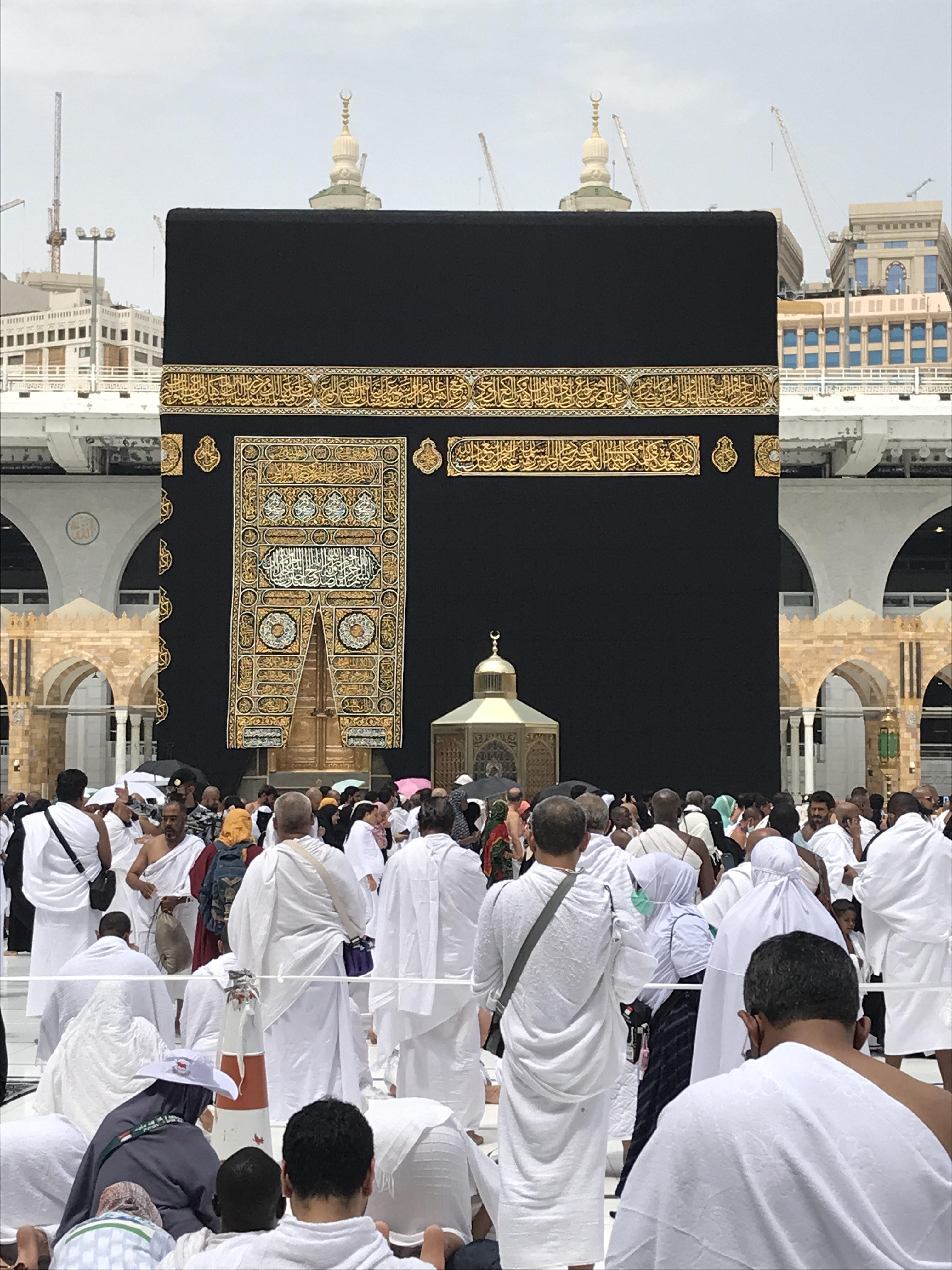 Is Khana Kaaba center of Earth? 