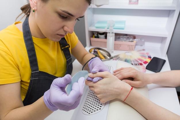 Is nail technician self-employed? 