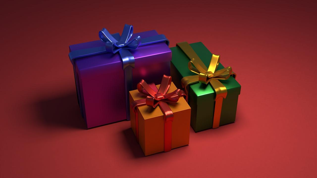 What do you say when giving someone a gift? 