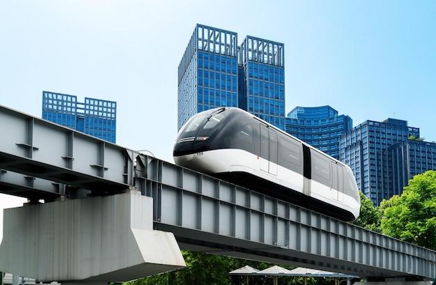 What are the disadvantages of maglev trains? 