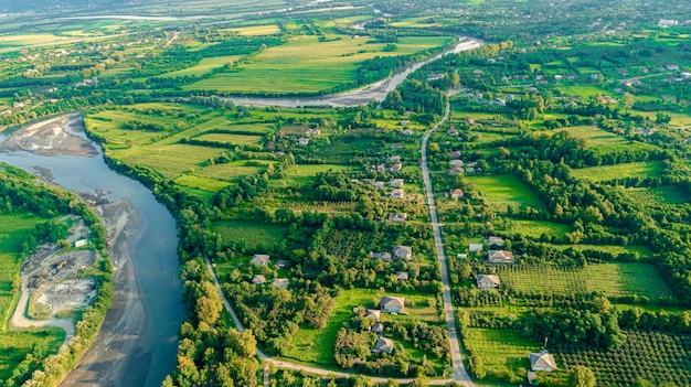 What industries are in the St Lawrence Lowlands? 