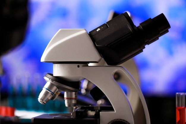 What is the most powerful microscope magnification? 