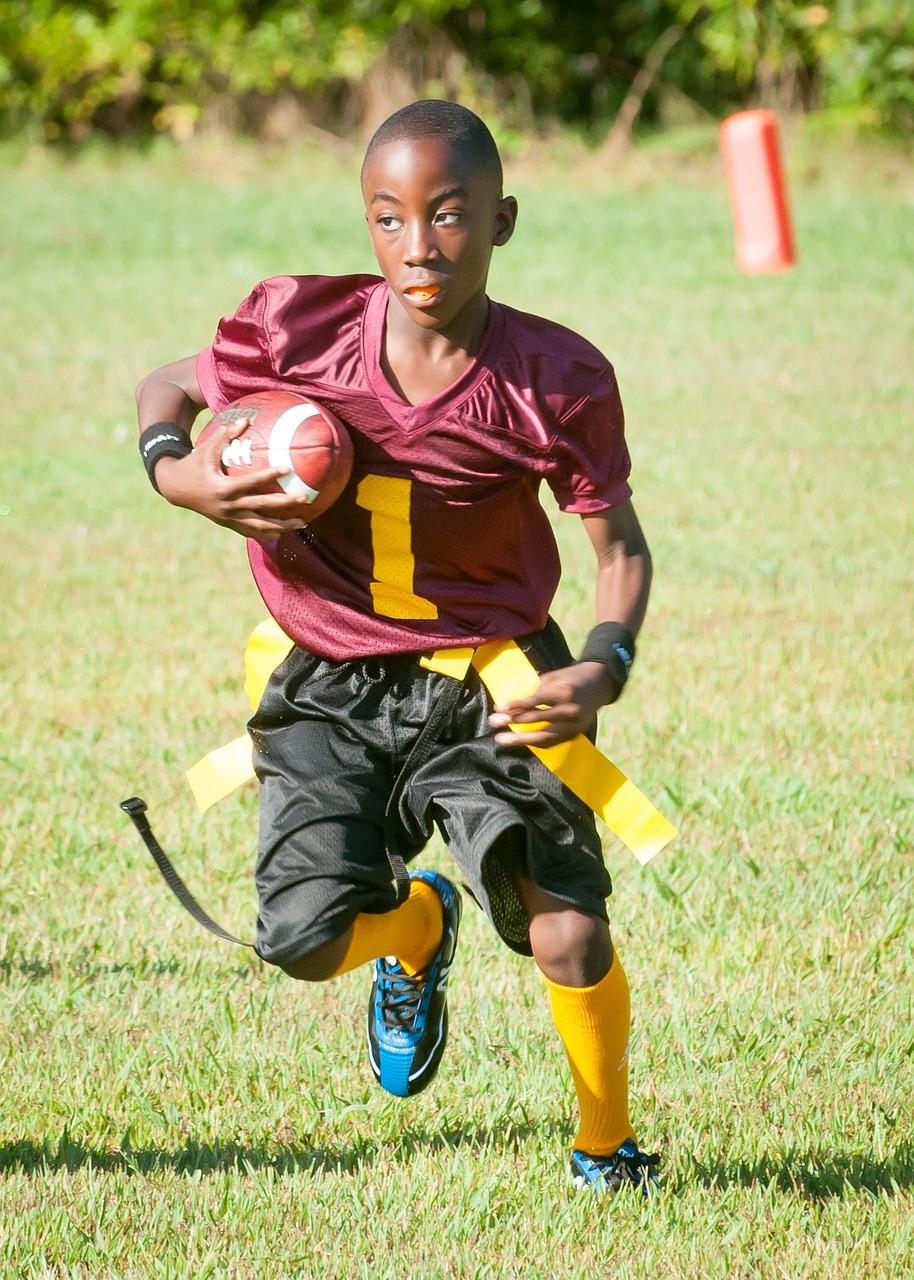 What ball is used in flag football? 