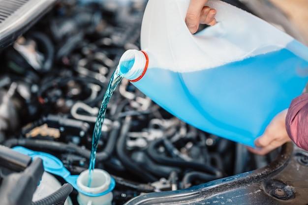 What can I spray in my intake to start my car? 