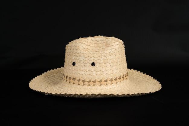What is Panama hat made from? 