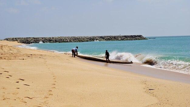 What is the distance of Bay of Bengal from Nepal? 