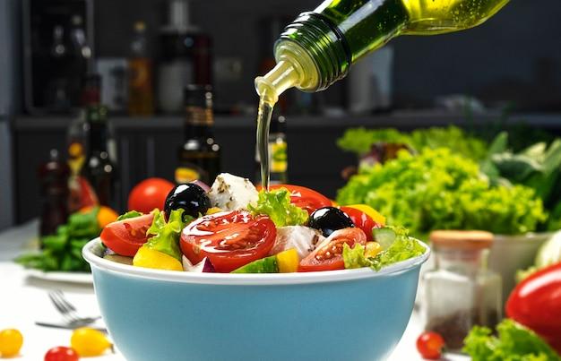 What is in salad oil? 