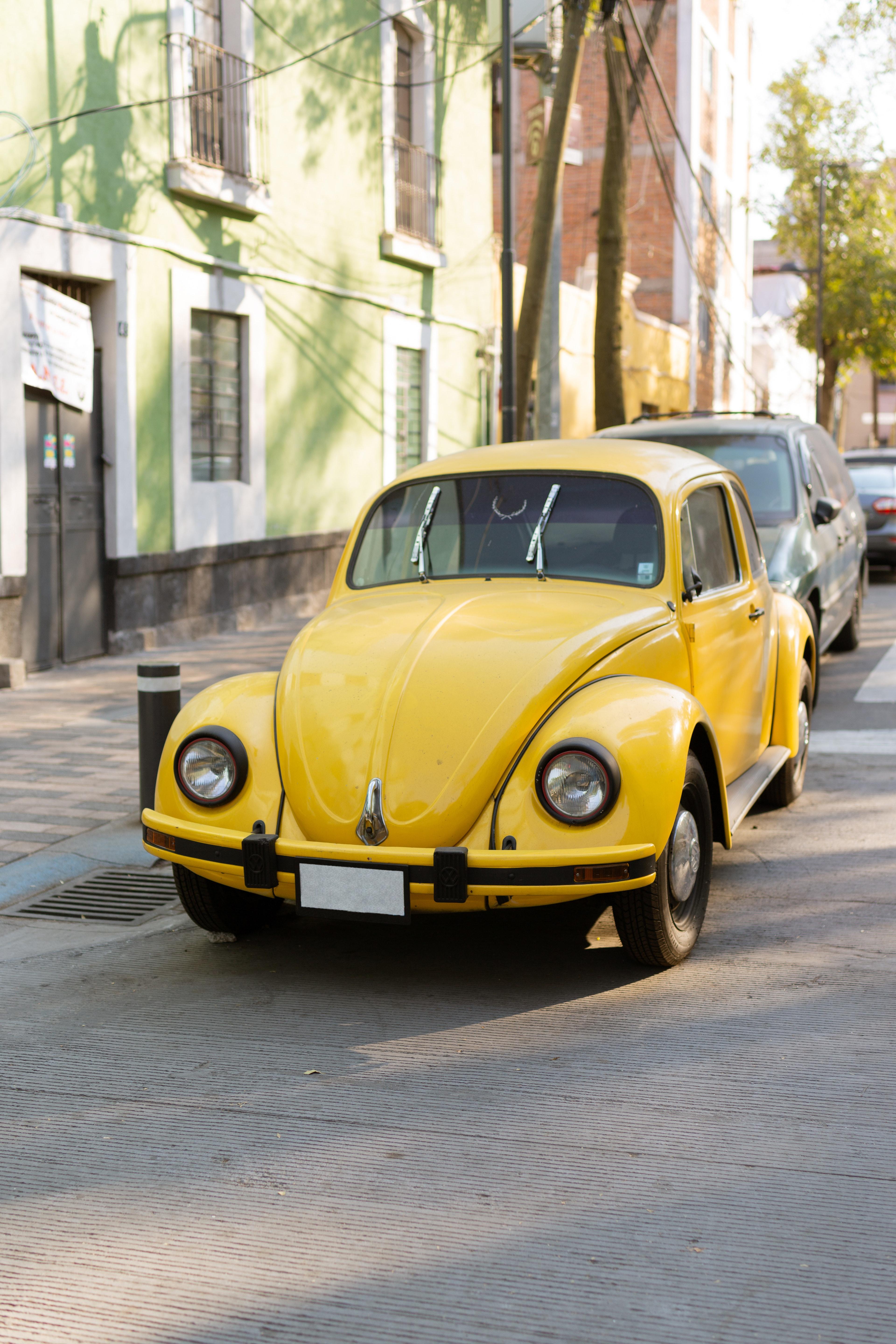 What type of gas does a Volkswagen Beetle use? 