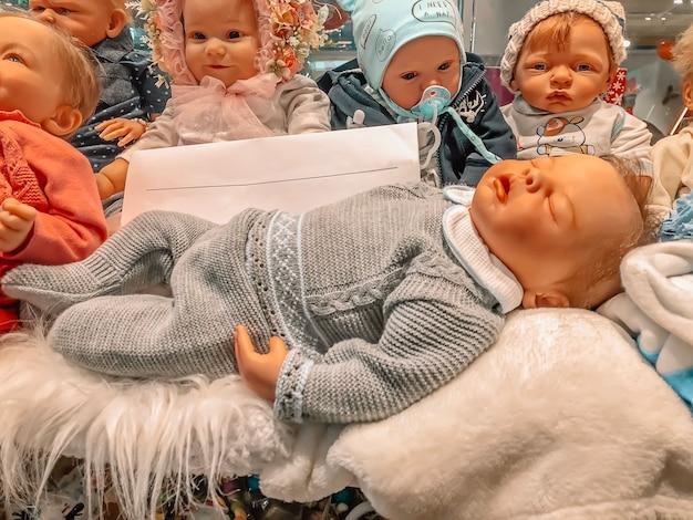 Where is the best place to buy reborn dolls? 