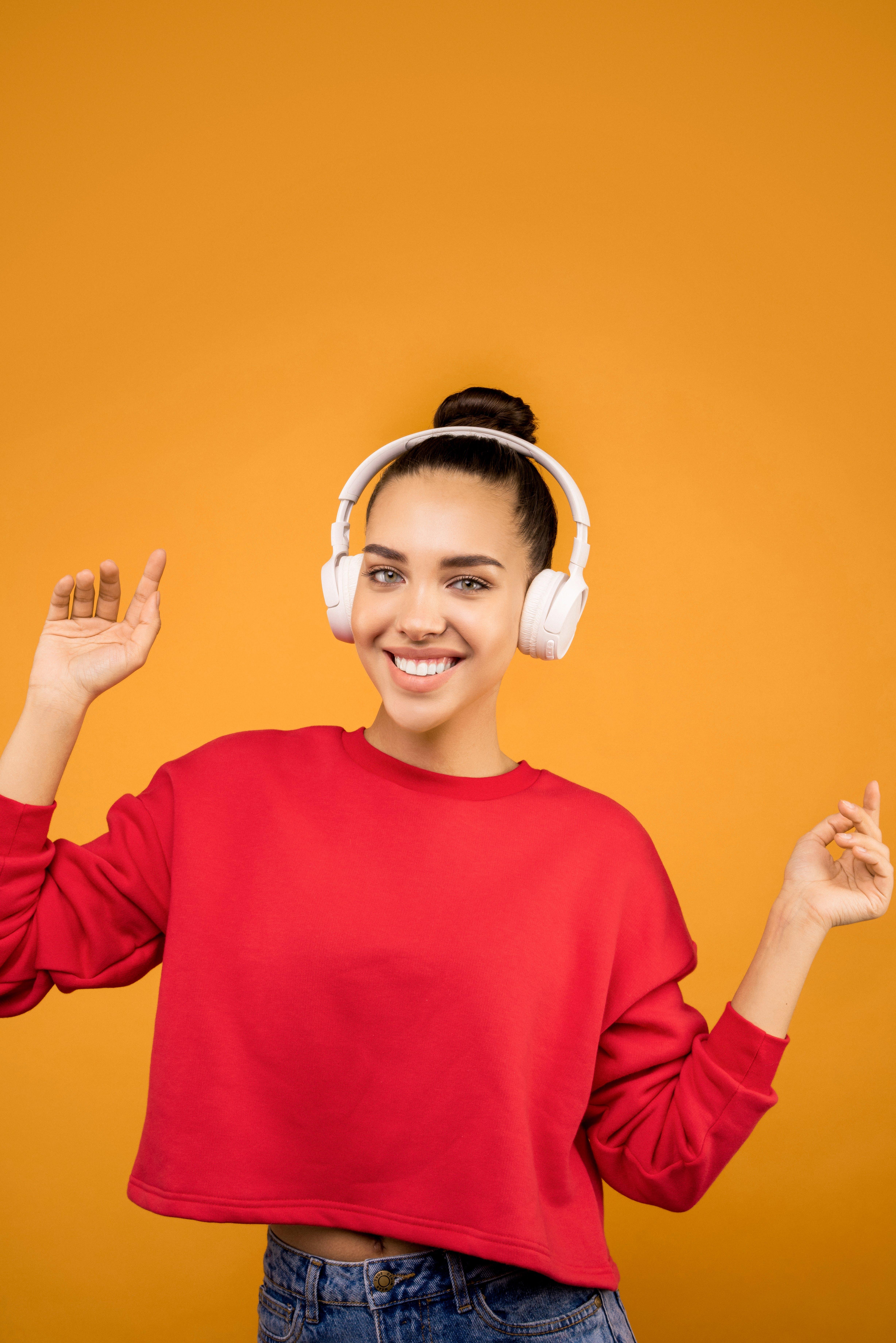 Which ear is best for listening music? 