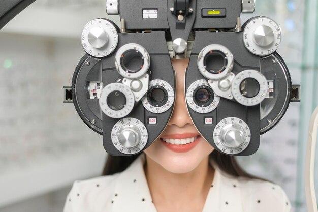 Who invented the bifocal spectacles What purpose do they serve? 